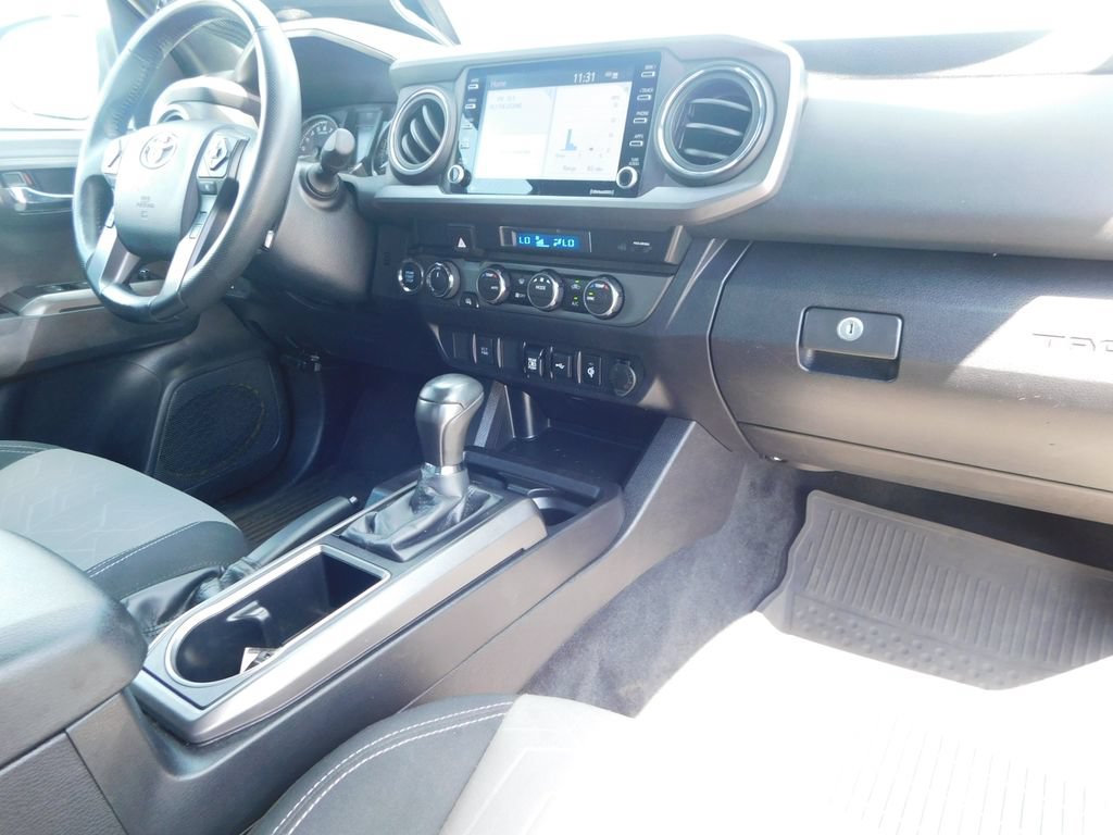 Used 2023 Toyota Tacoma TRD Sport AWD/4WD image 21