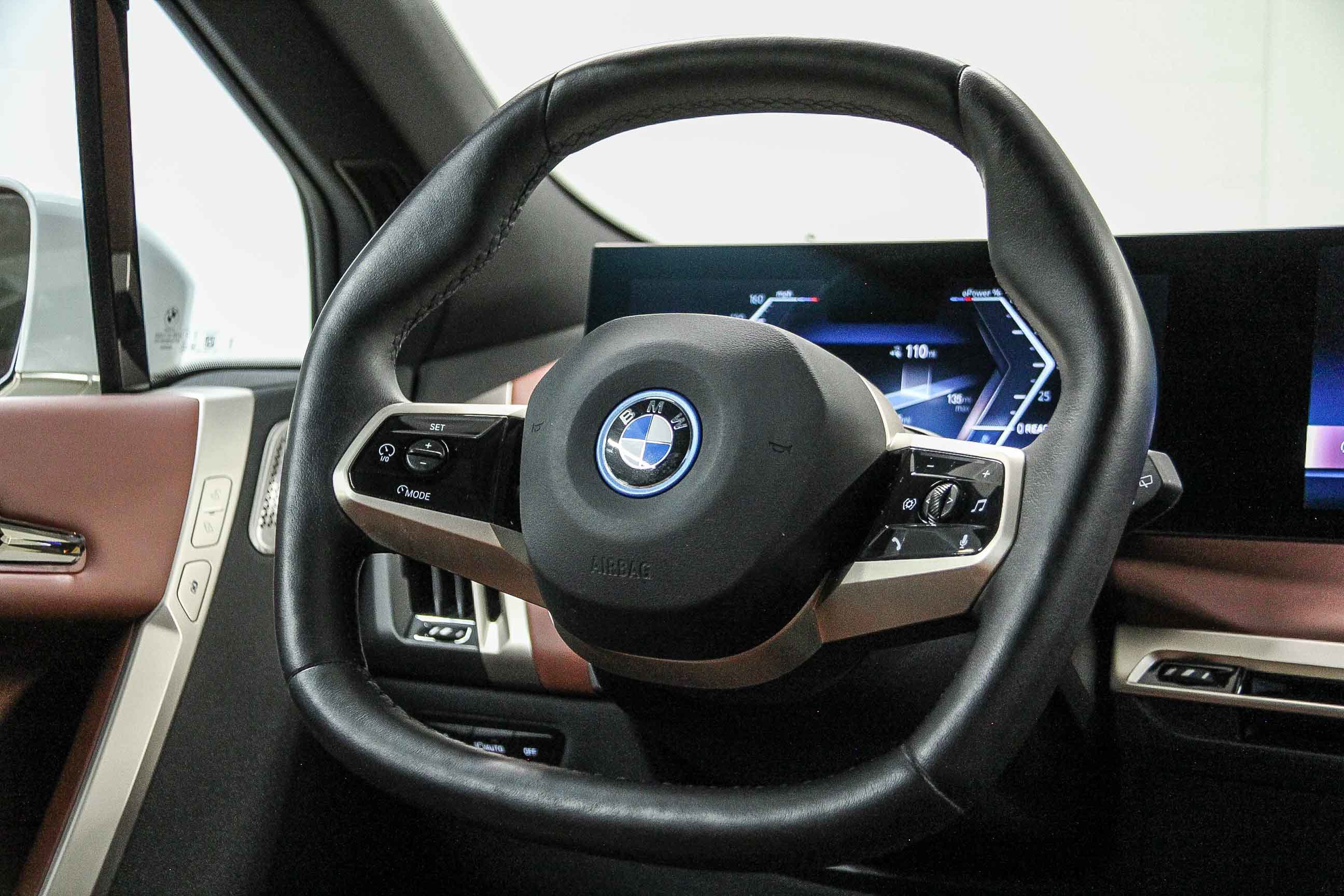 Certified 2023 BMW iX M60 w/ Executive Package AWD/4WD image 16