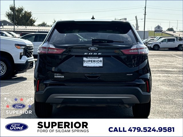 Used 2024 Ford Edge SEL AWD/4WD image 5