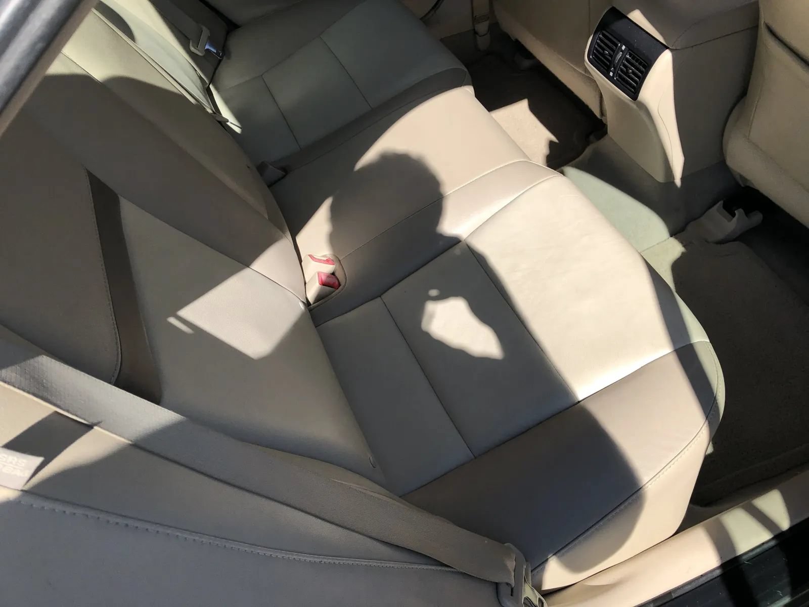 Used 2013 Toyota Camry XLE w/ Leather Pkg FWD image 30