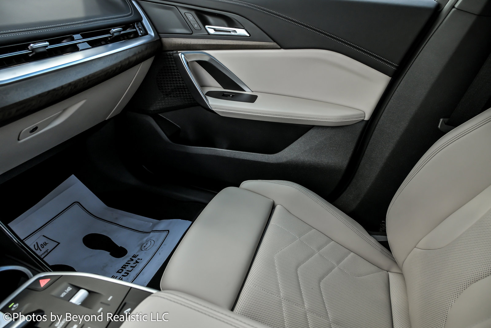 Used 2025 BMW X1 xDrive28i w/ Convenience Package image 47