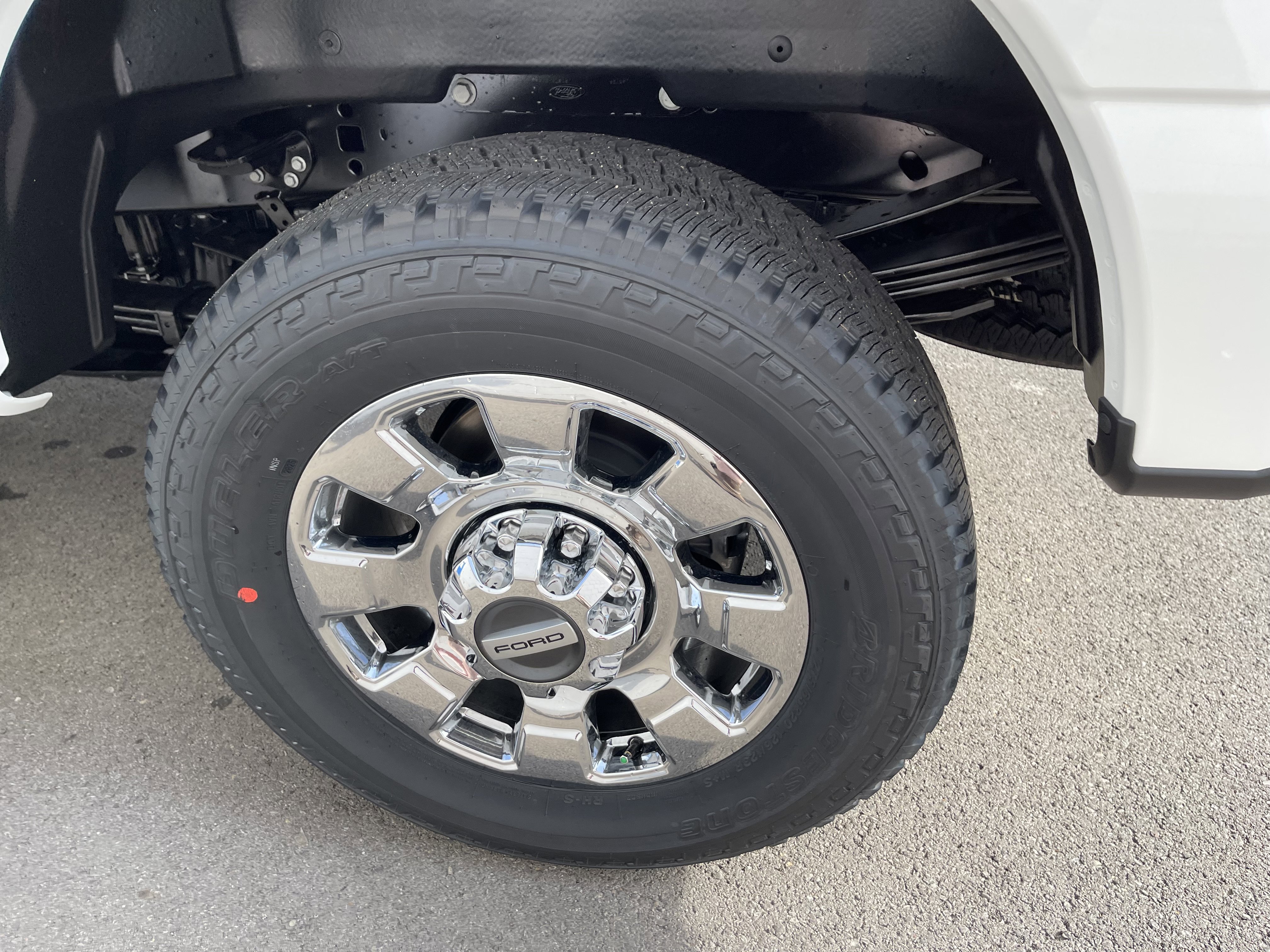 New 2026 Ford F350 Lariat image 36
