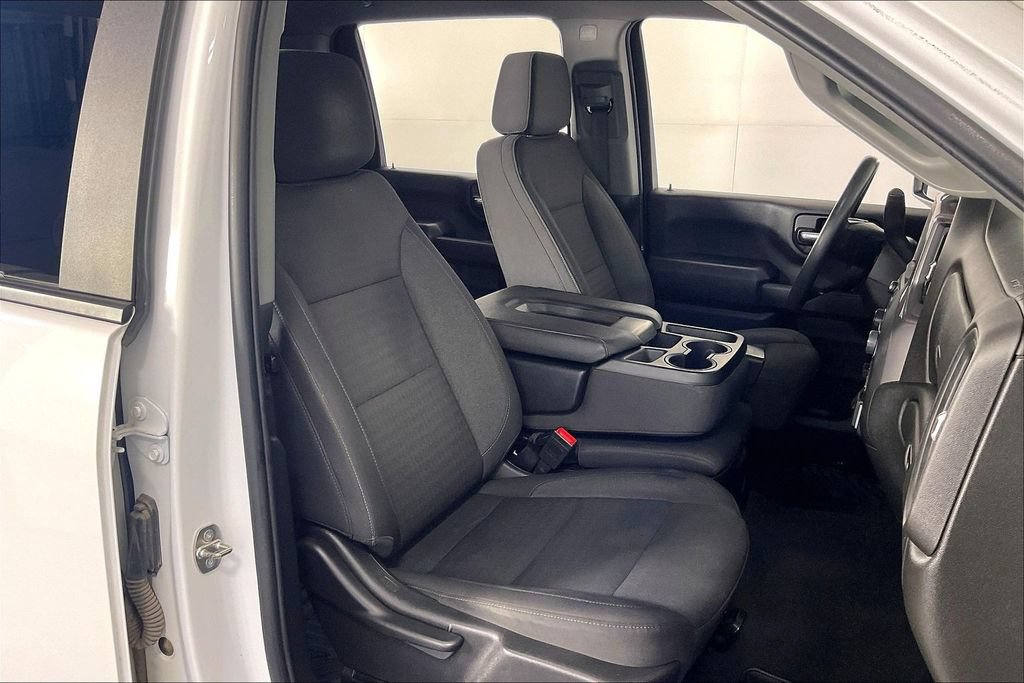 Used 2024 Chevrolet Silverado 2500 Custom w/ Custom Value Package AWD/4WD image 10