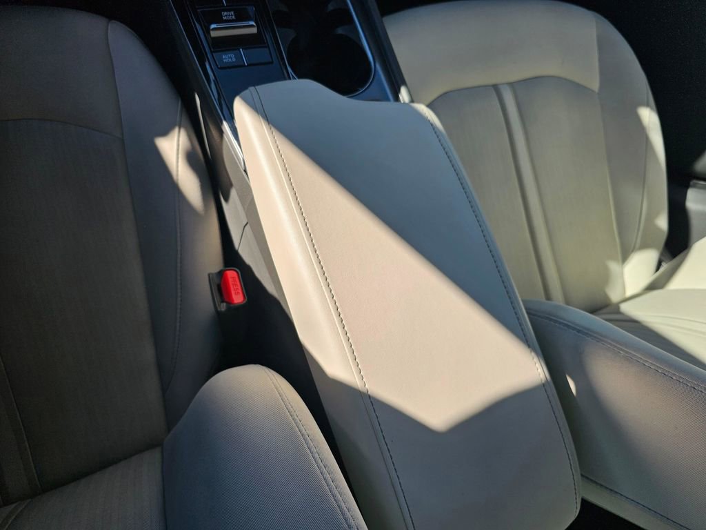 Used 2023 Hyundai Sonata SE FWD image 28