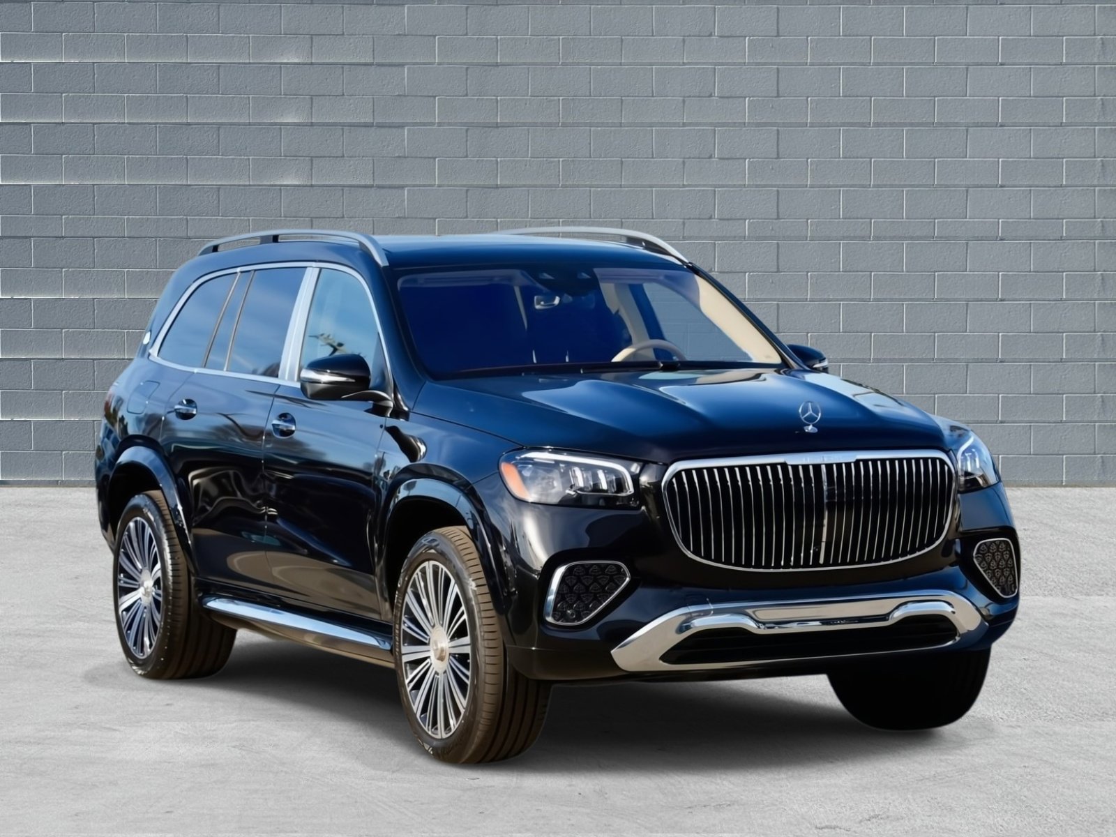 Used 2026 Mercedes-Benz Maybach GLS 600 Maybach GLS 600 4MATIC SUV AWD image 1