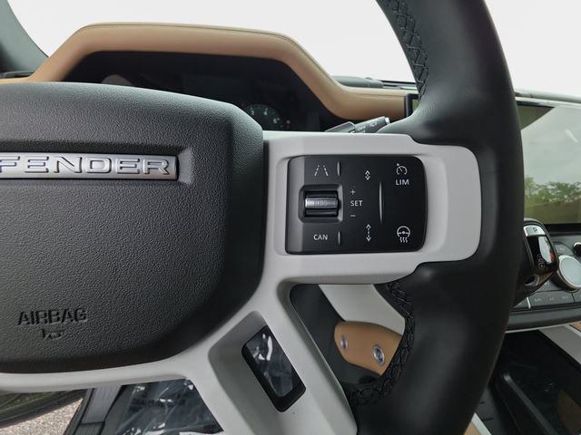 New 2026 Land Rover Defender 110 X-Dynamic SE AWD/4WD image 17
