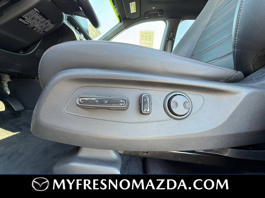 Used 2025 Honda CR-V Sport-L image 39