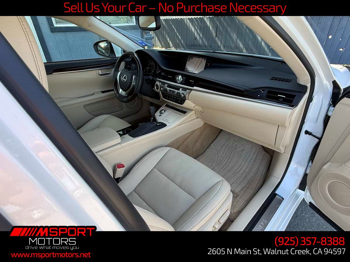 Used 2015 Lexus ES 350 w/ Premium Package FWD image 17