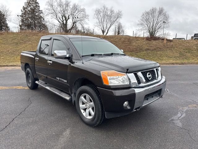 Used 2014 Nissan Titan SV w/ SV Value Truck Package image 2