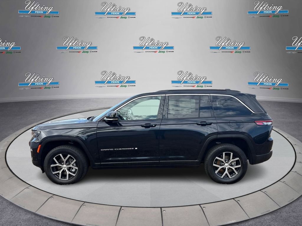 Used 2024 Jeep Grand Cherokee Limited w/ Luxury Tech Group II image 5