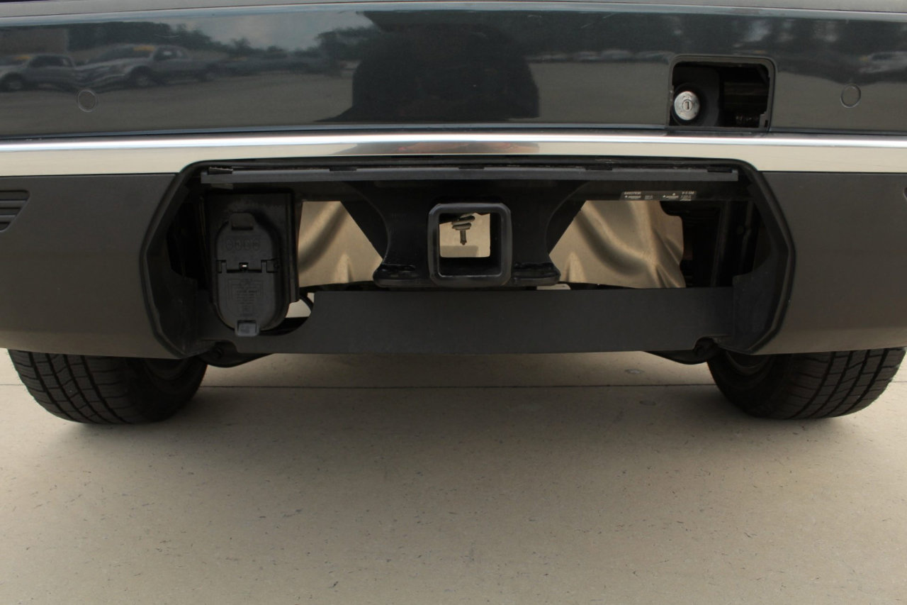 Used 2021 GMC Yukon Denali w/ Denali Premium Package image 40