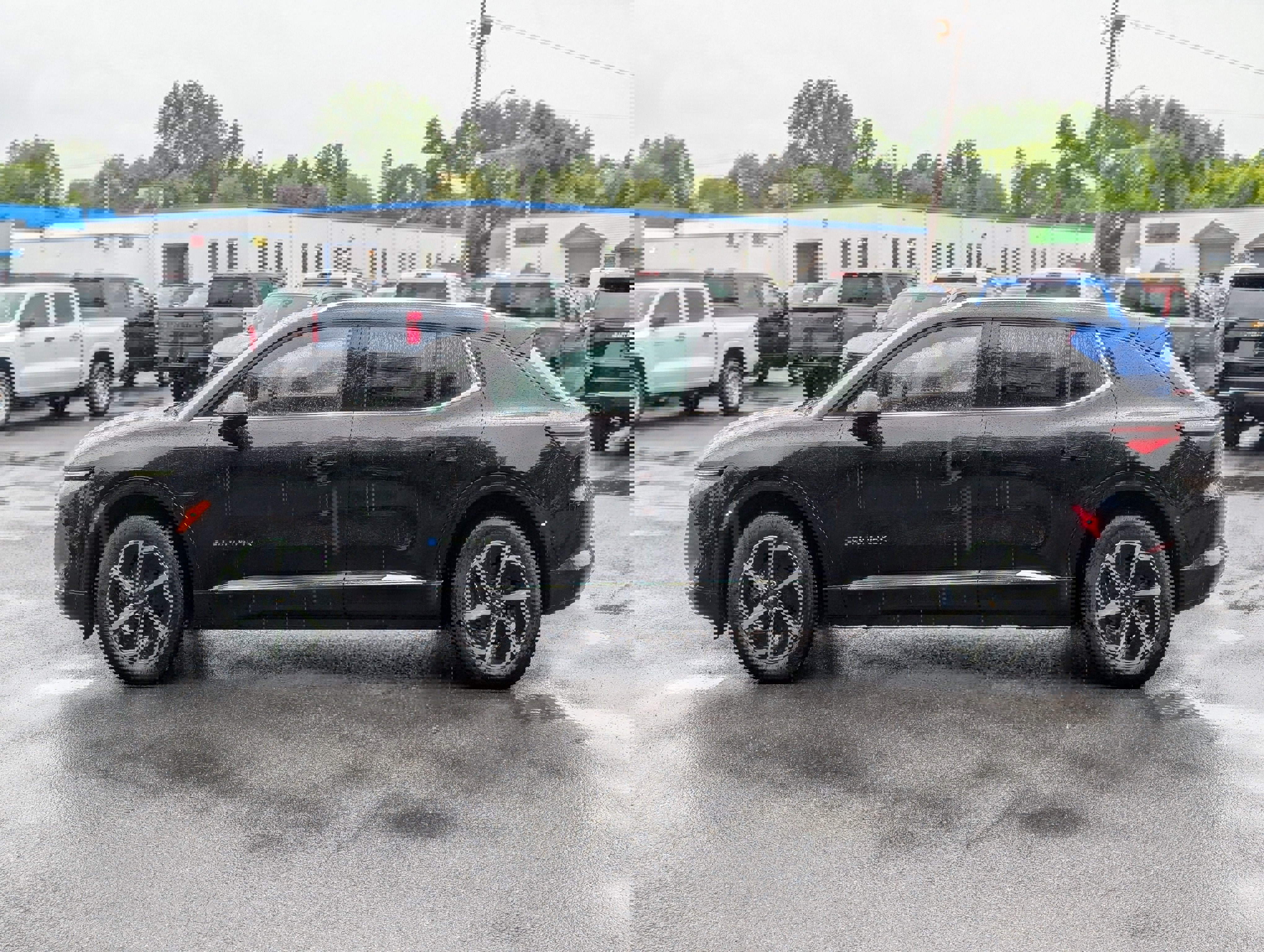 New 2025 Chevrolet Equinox EV LT image 12