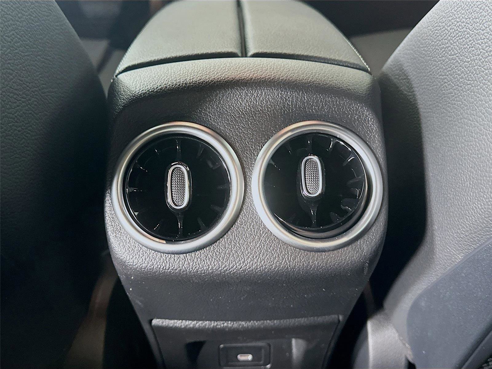 Used 2026 Mercedes-Benz CLA 250 4MATIC image 34