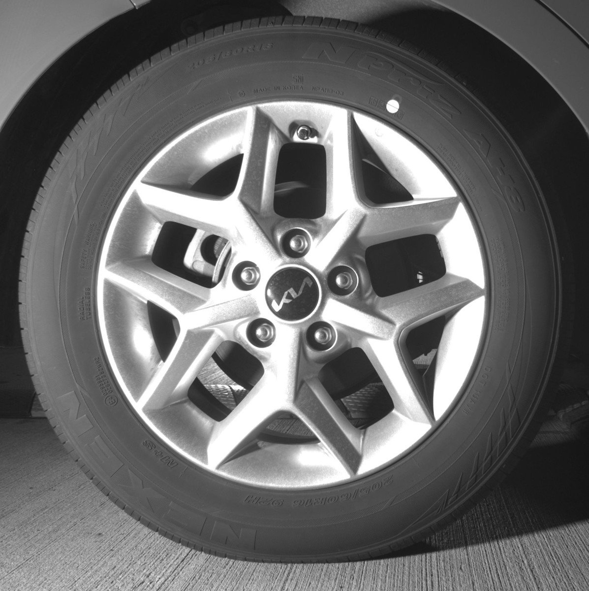 Used 2025 Kia Soul LX w/ LX Technology Package image 15