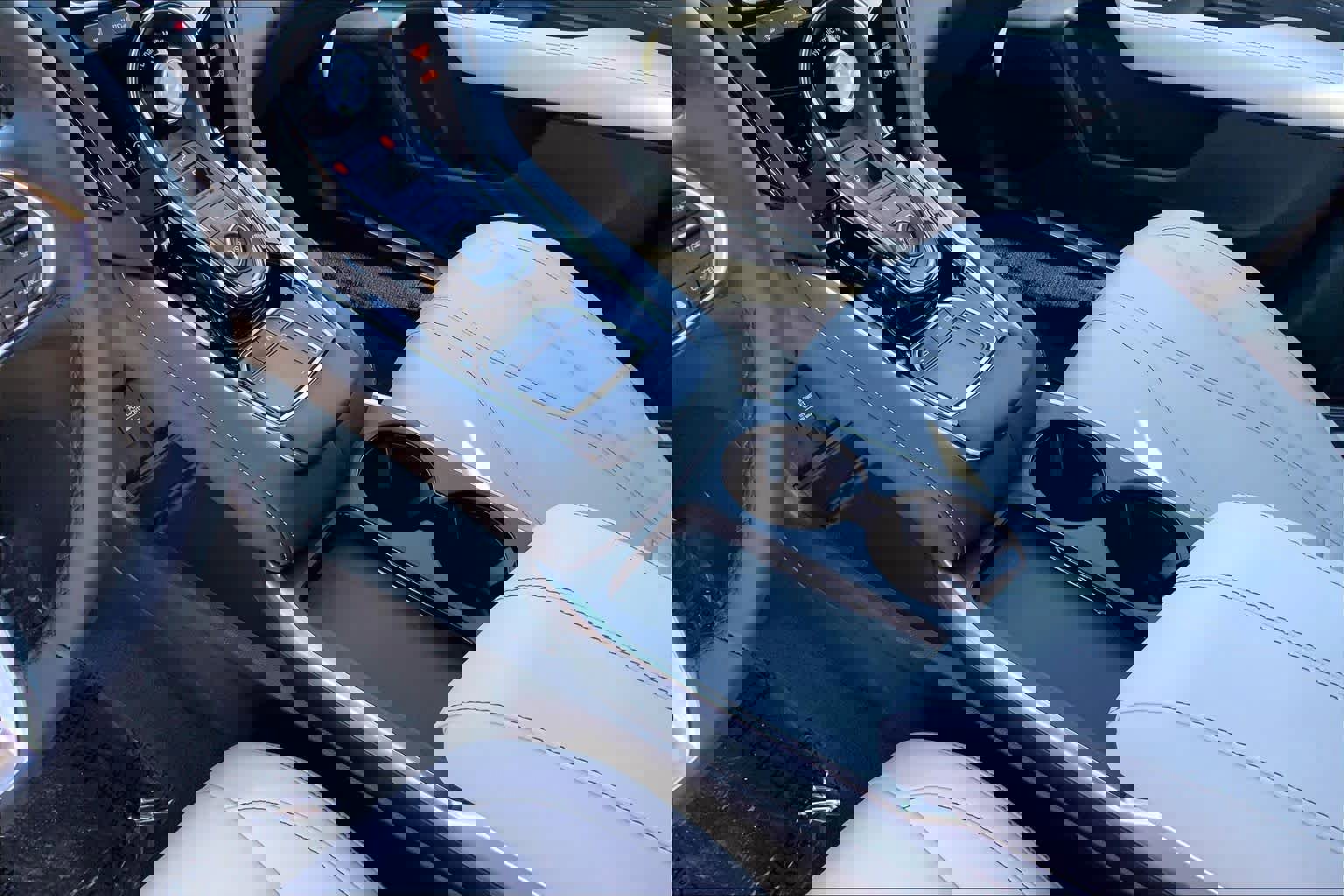 New 2026 Acura RDX SH-AWD image 7