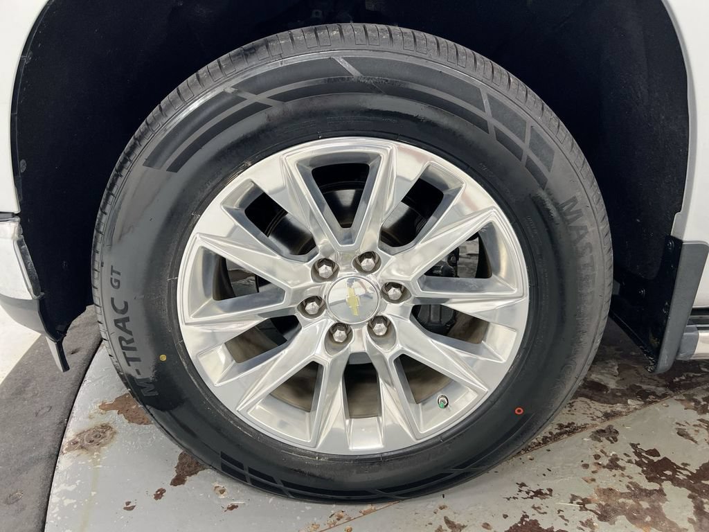 Used 2019 Chevrolet Silverado 1500 LTZ w/ LTZ Premium Package AWD/4WD image 27
