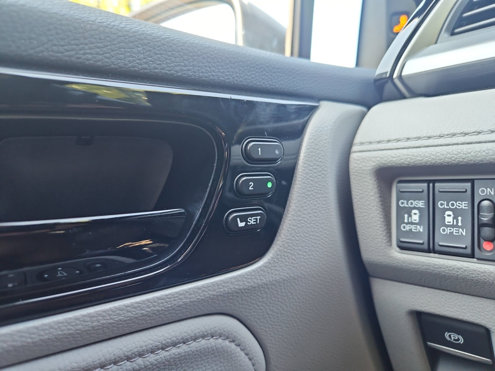 Used 2024 Honda Odyssey Touring image 18