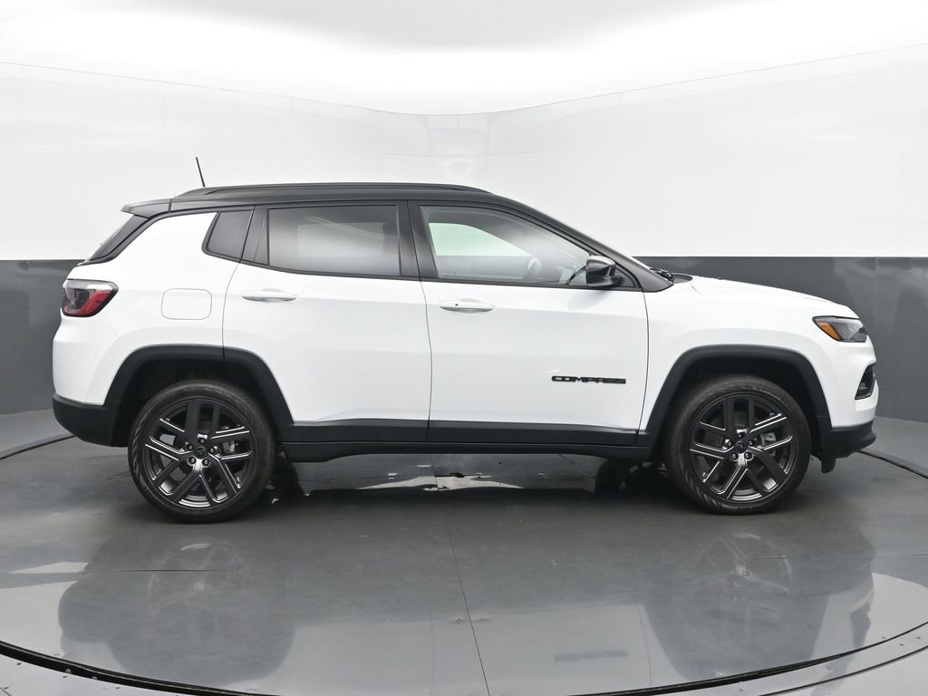 New 2026 Jeep Compass Limited image 6