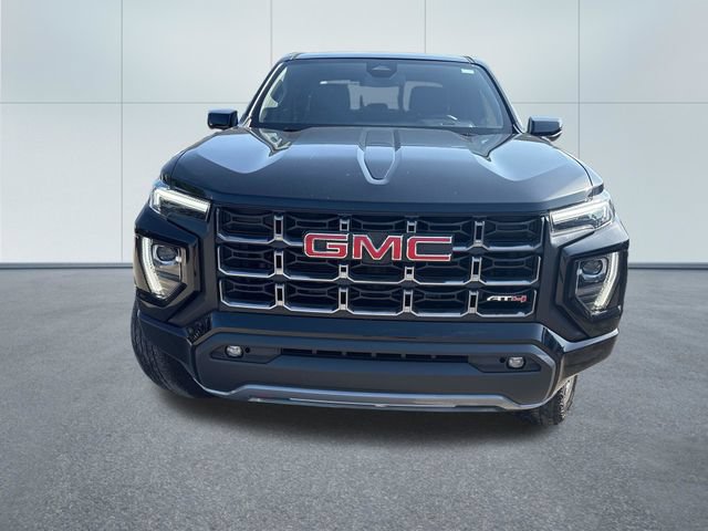 Used 2024 GMC Canyon AT4 w/ AT4 Premium Package AWD/4WD image 6