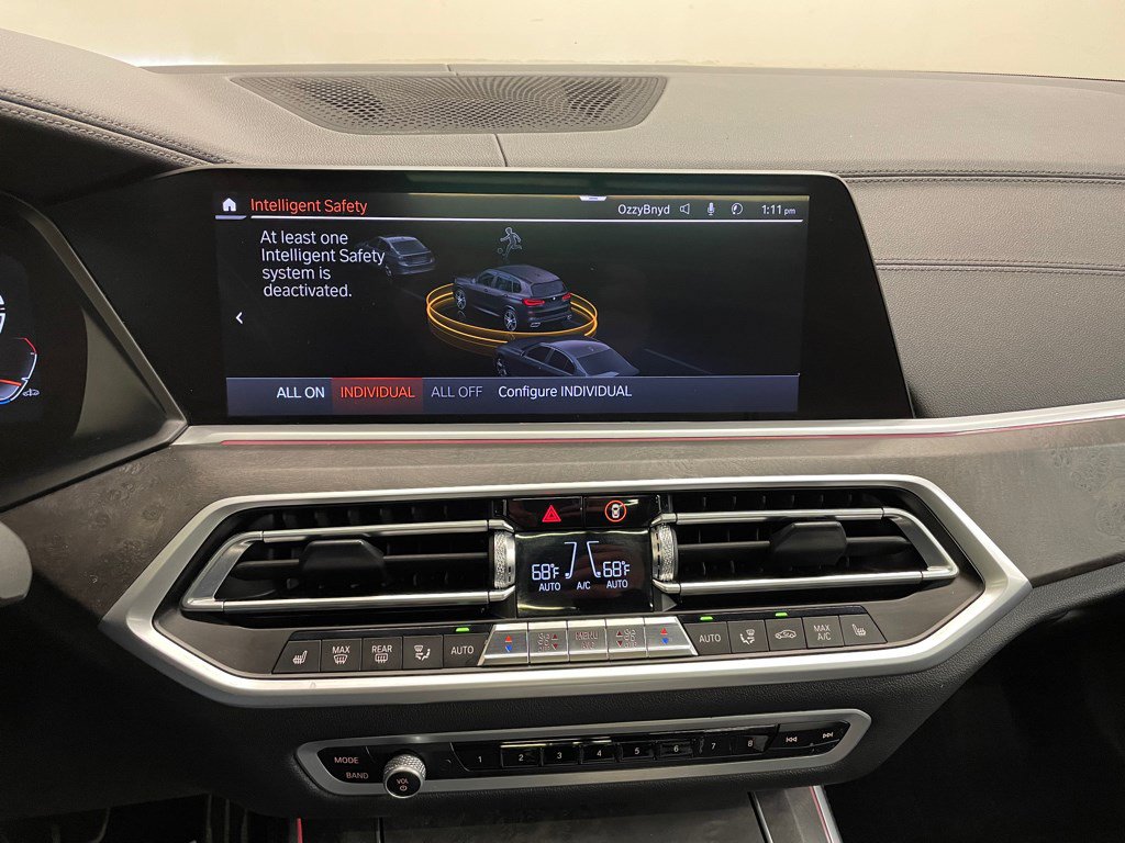 Used 2022 BMW X5 xDrive40i w/ M Sport Package AWD/4WD image 19
