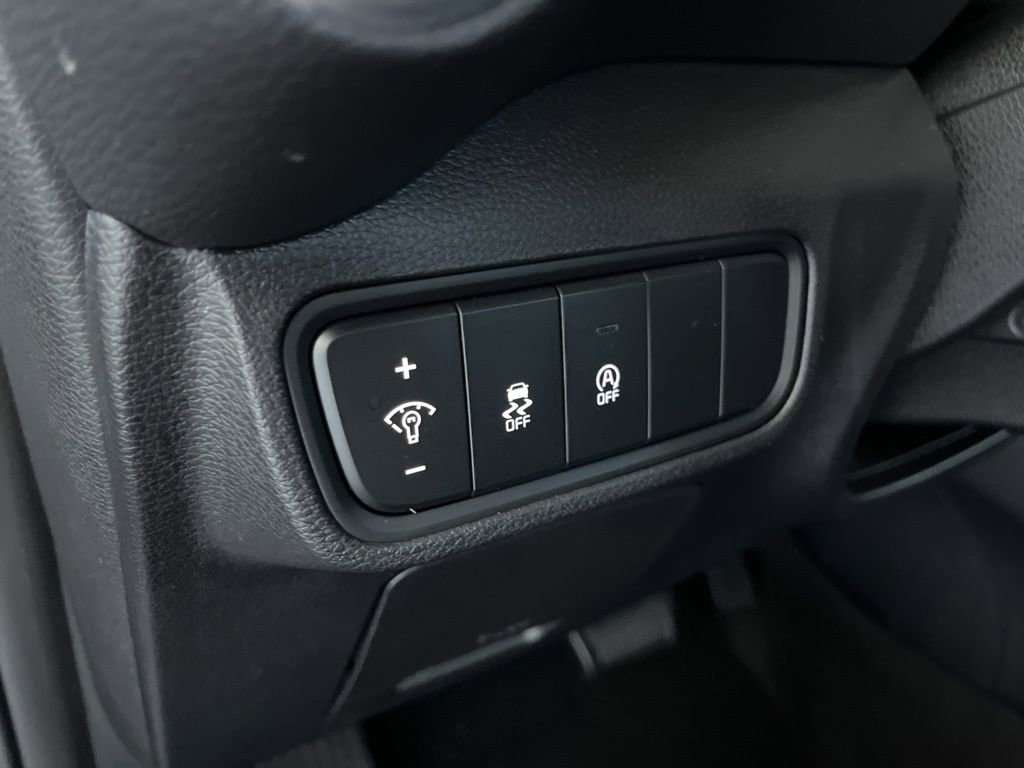 Used 2023 Kia Soul LX FWD image 15