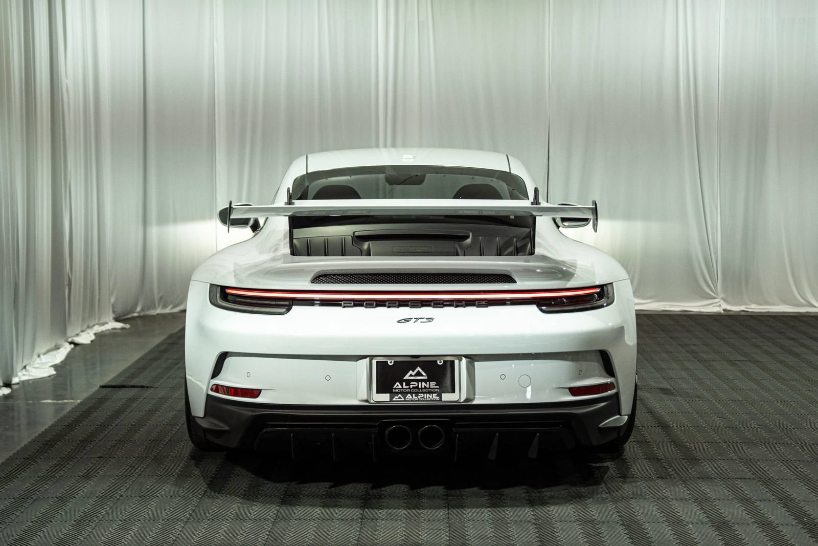 Used 2023 Porsche 911 GT3 RWD image 5