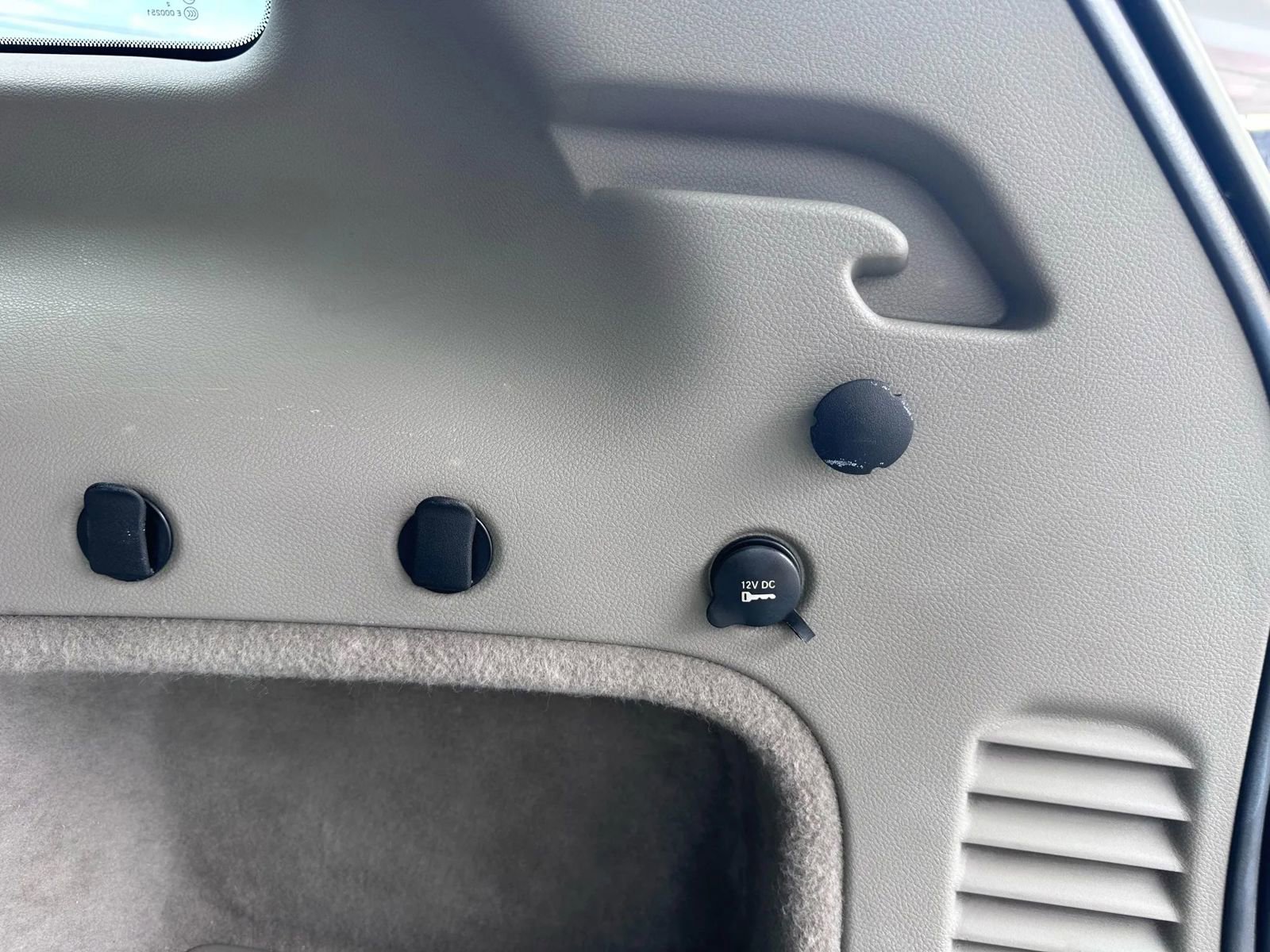 Used 2012 Jeep Grand Cherokee Laredo w/ Laredo E Group image 33