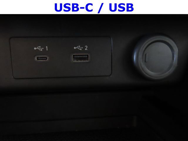 Used 2023 Nissan Rogue SV w/ SV Premium B Package image 9