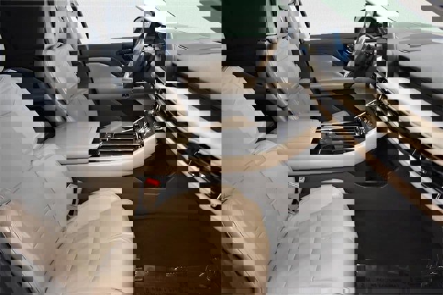 Used 2021 Lincoln Aviator Reserve w/ Equipment Group 202A image 21