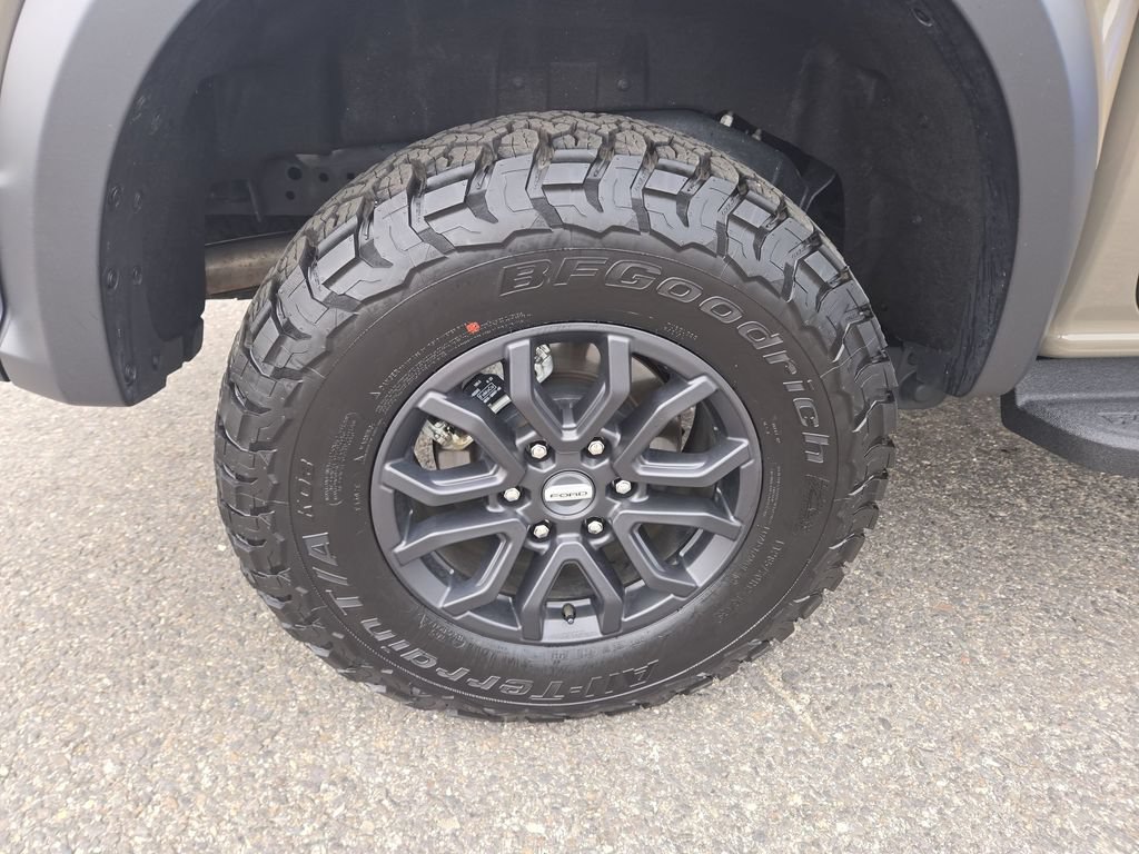 Certified 2025 Ford Ranger Raptor AWD/4WD image 2