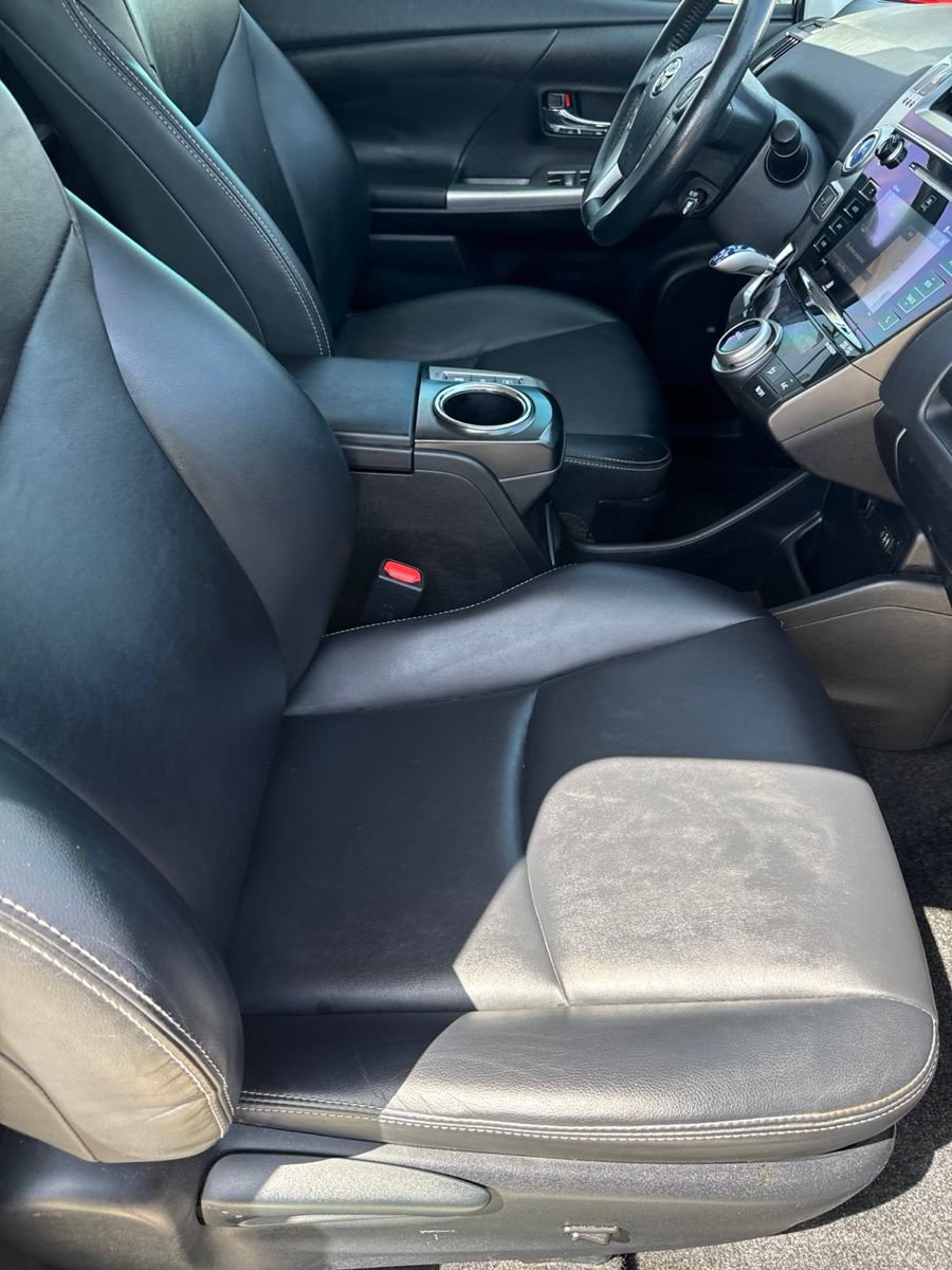 Used 2017 Toyota Prius V Five w/ Advanced Technology Package FWD image 25