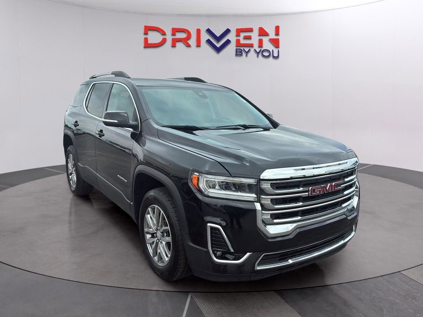 Used 2023 GMC Acadia SLT AWD/4WD image 3