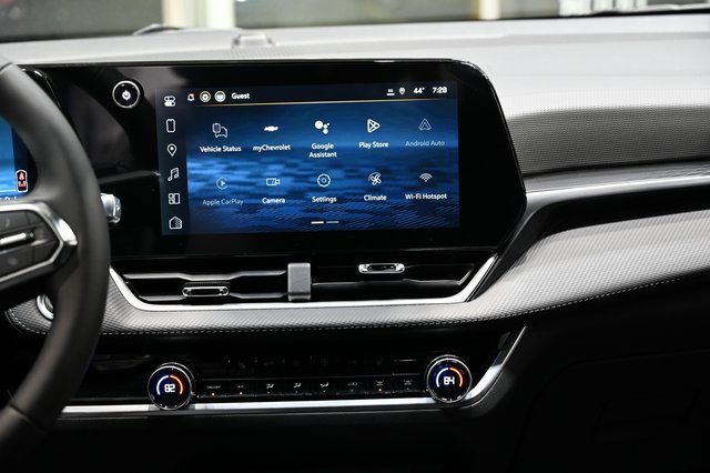 New 2026 Chevrolet Equinox LT image 14