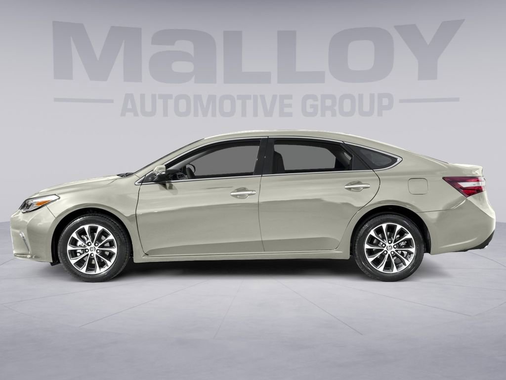 Used 2016 Toyota Avalon Touring image 3