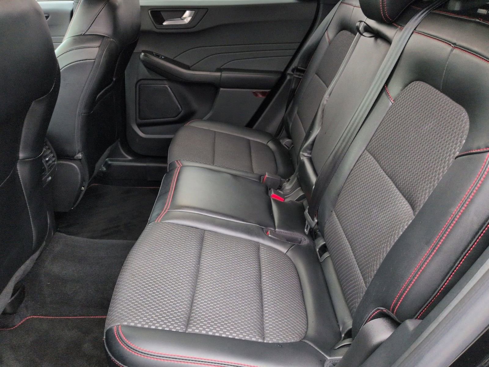 Certified 2023 Ford Escape ST-Line w/ Tech Pack #1 image 21