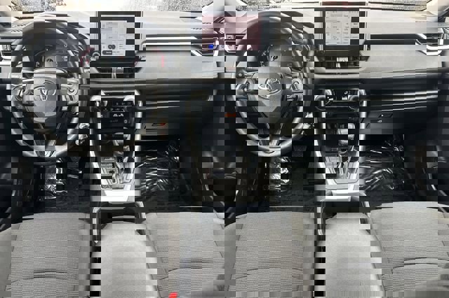 Certified 2025 Toyota RAV4 LE image 17