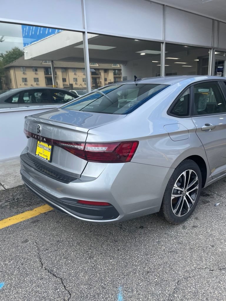New 2026 Volkswagen Jetta Sport FWD image 11