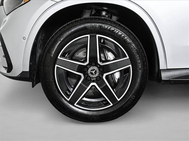 Certified 2025 Mercedes-Benz GLC 300 4MATIC w/ AMG Line image 25