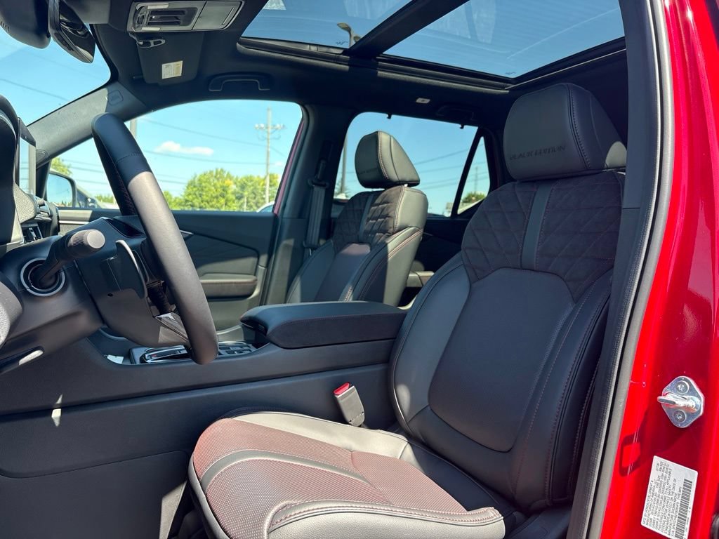 New 2026 Honda Pilot Black Edition image 7