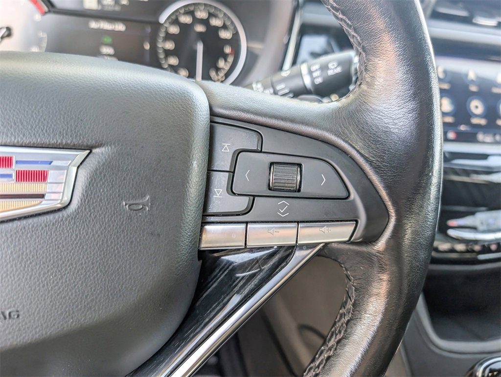 Used 2023 Cadillac XT6 Premium Luxury image 25