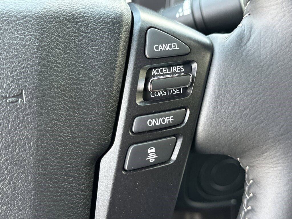 New 2026 Nissan Frontier SV image 12