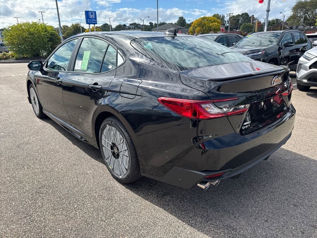 New 2026 Toyota Camry SE image 5