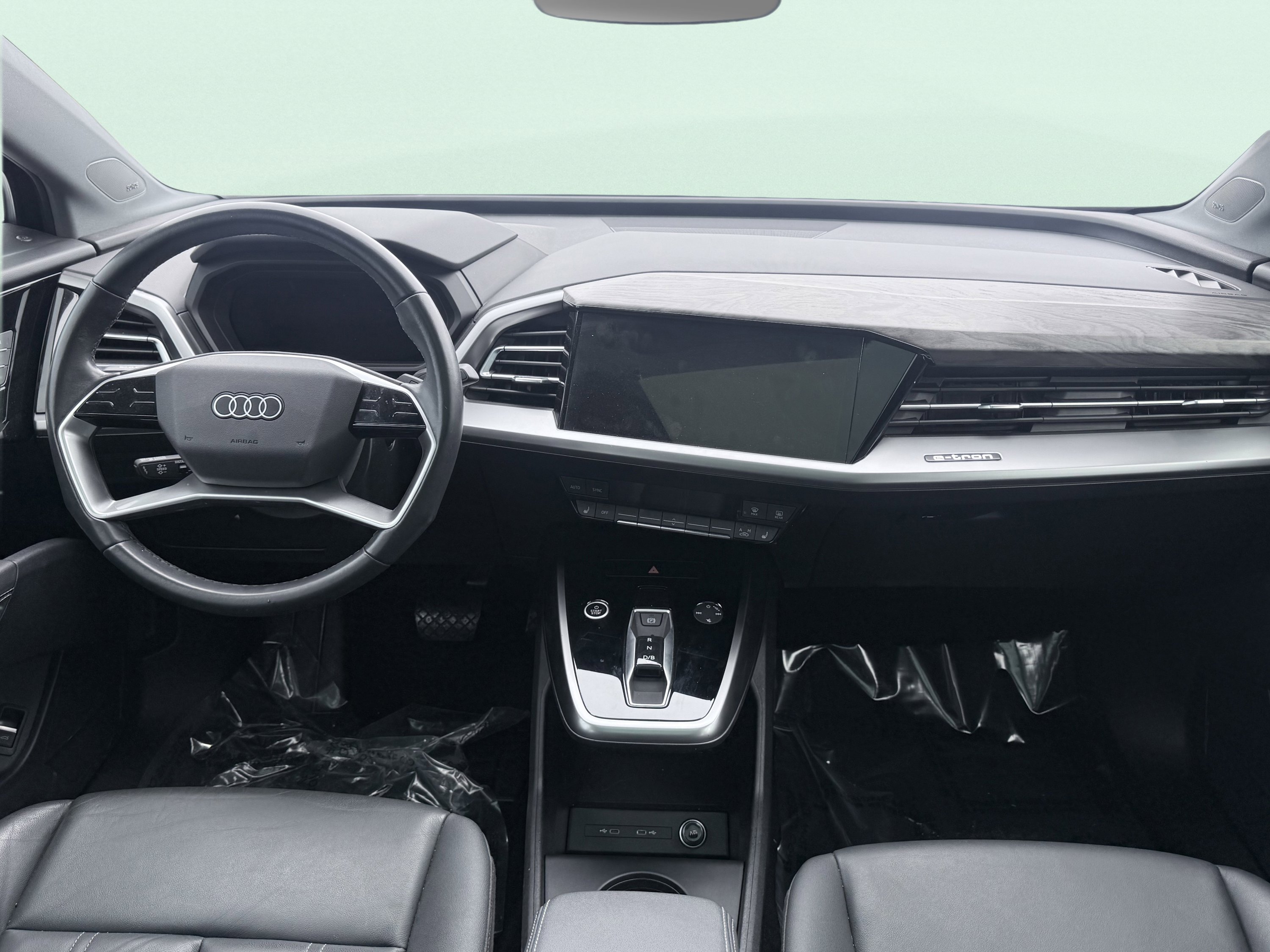 Used 2023 Audi Q4 e-tron Premium Plus w/ Premium Plus image 65