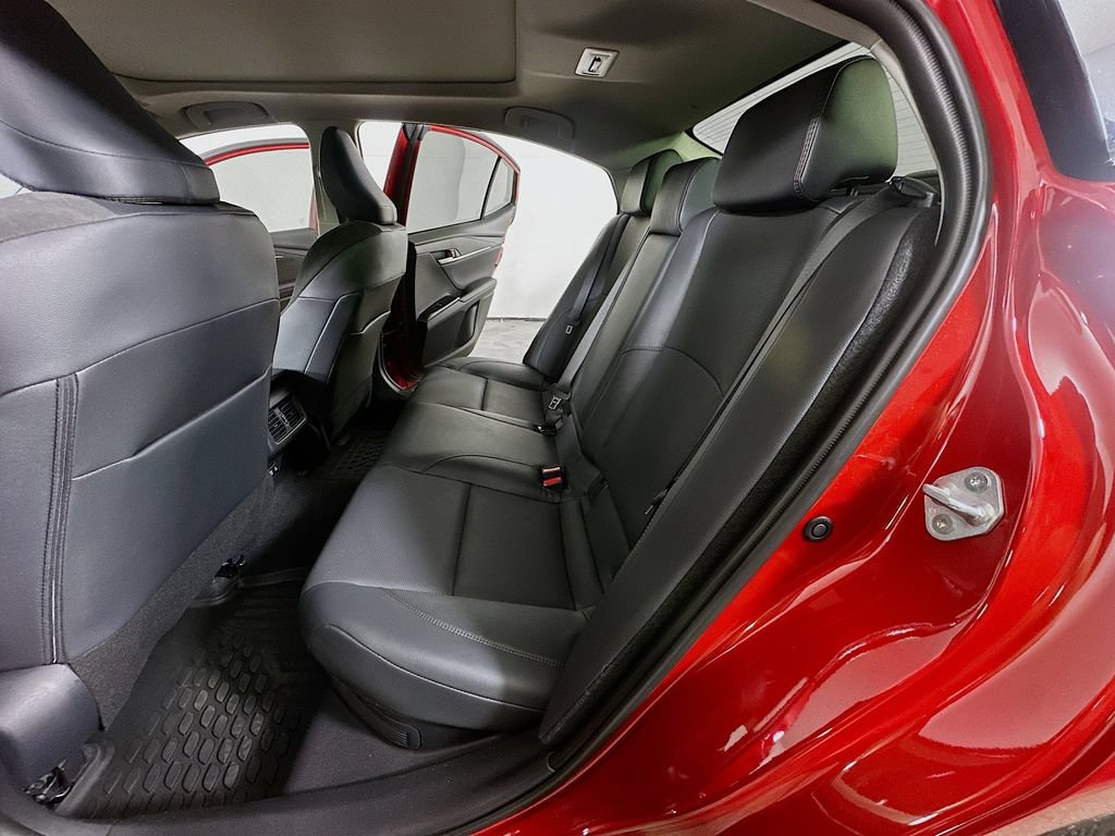 Used 2025 Toyota Camry XLE FWD image 14