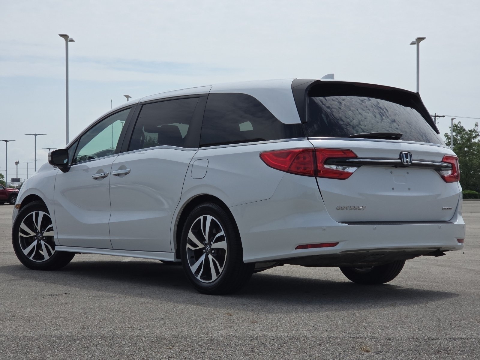 Used 2024 Honda Odyssey Touring image 18