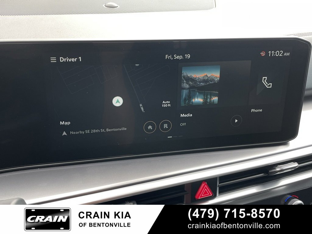 New 2025 Kia Sorento S image 14