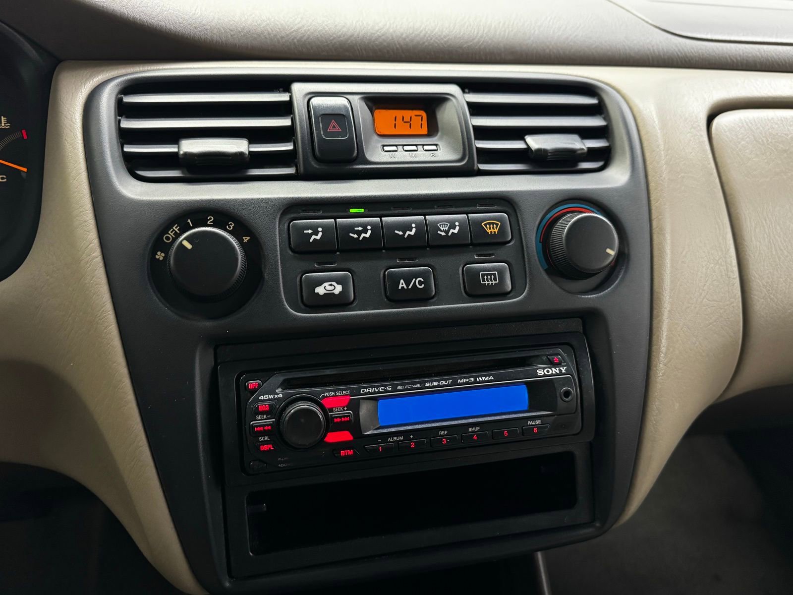 Used 1998 Honda Accord LX image 18