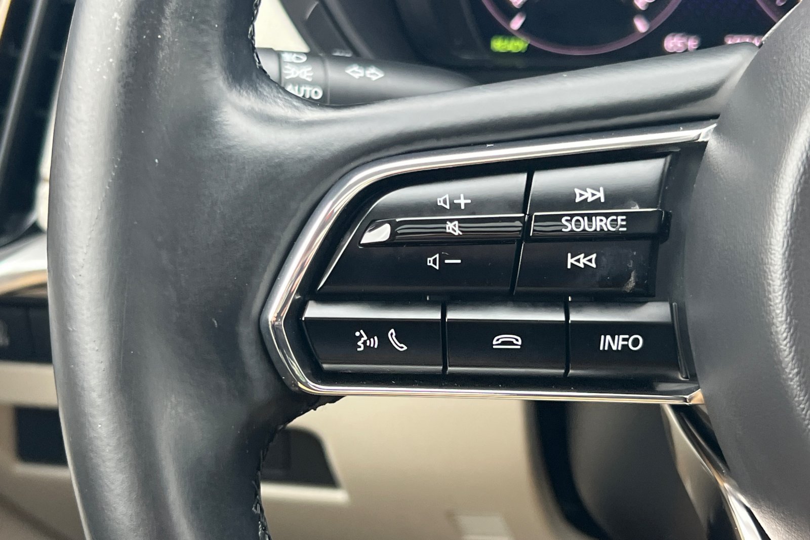 Used 2024 MAZDA CX-90 Plug-In Hybrid w/ Premium Plus AWD/4WD image 29