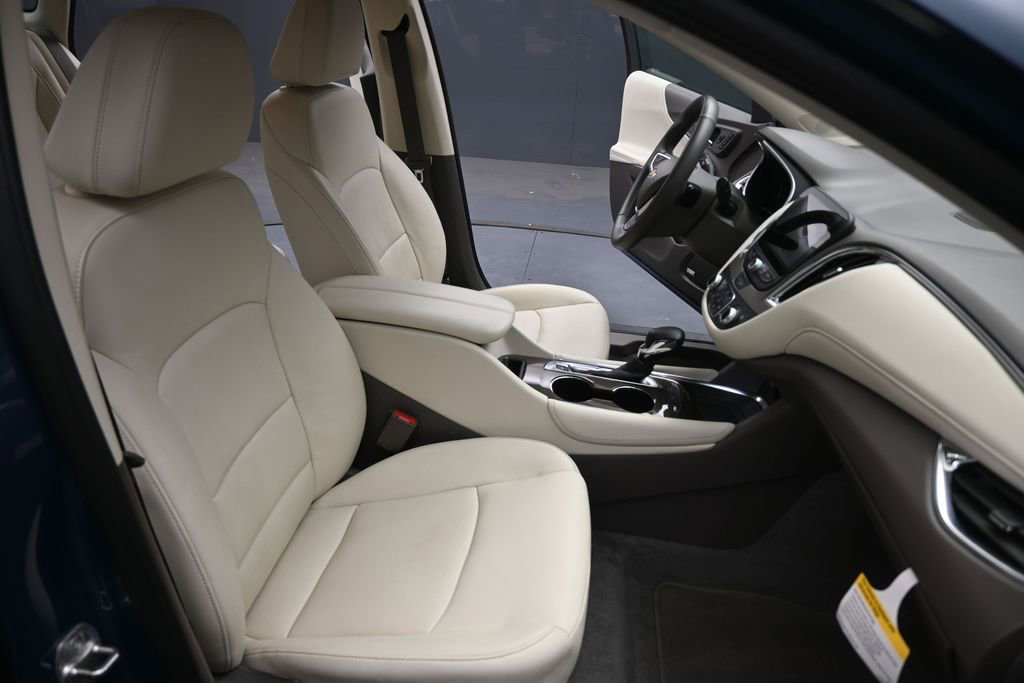 Used 2024 Chevrolet Malibu LT FWD image 27