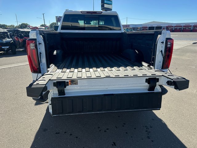 New 2025 GMC Sierra 2500 SLT w/ SLT Premium Package image 16
